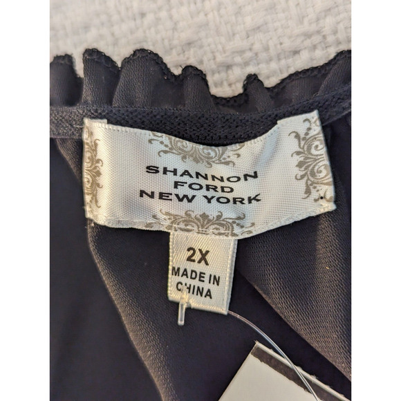 Shannon Ford New York Women's 2X Black Blouse Gold Diamond Pattern New - Picture 3 of 11